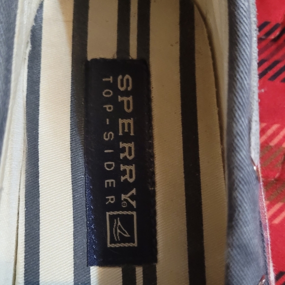 Shoes - Picture 4 of 5